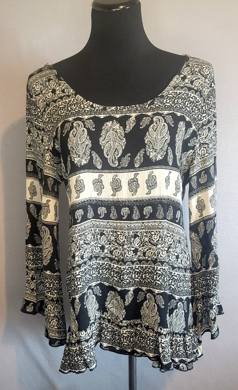 Millibon USA Womens Large Black Cream Boho Bell Sleeve Blouse Top NWT